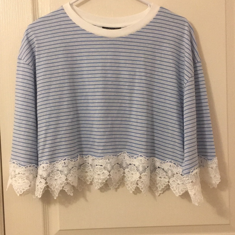 BRAND NEW W TAGS blue and white striped crop top